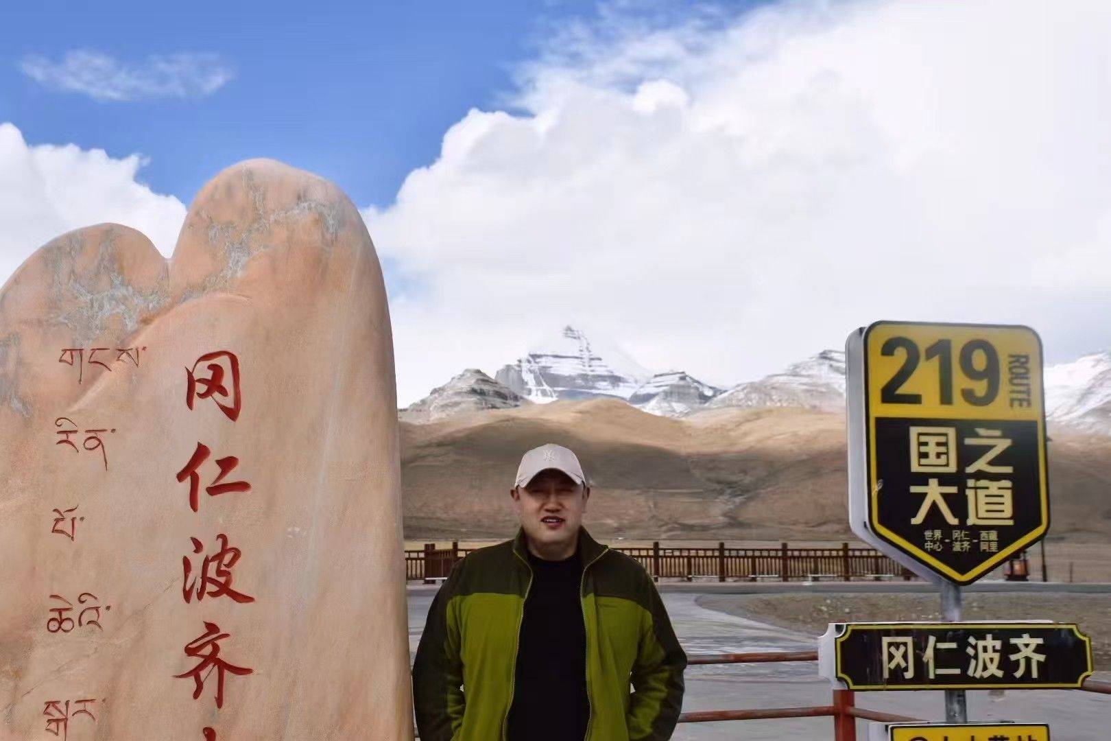 没有销声匿迹，我在热爱生活