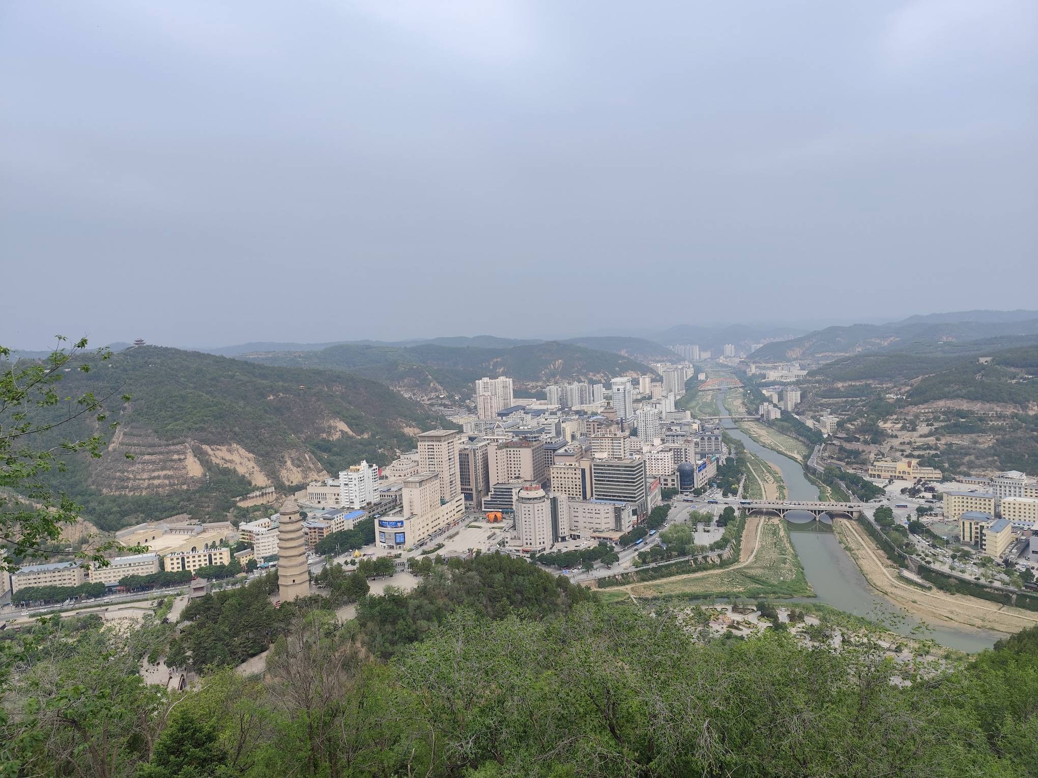 你好啊初来乍到，请多关照！