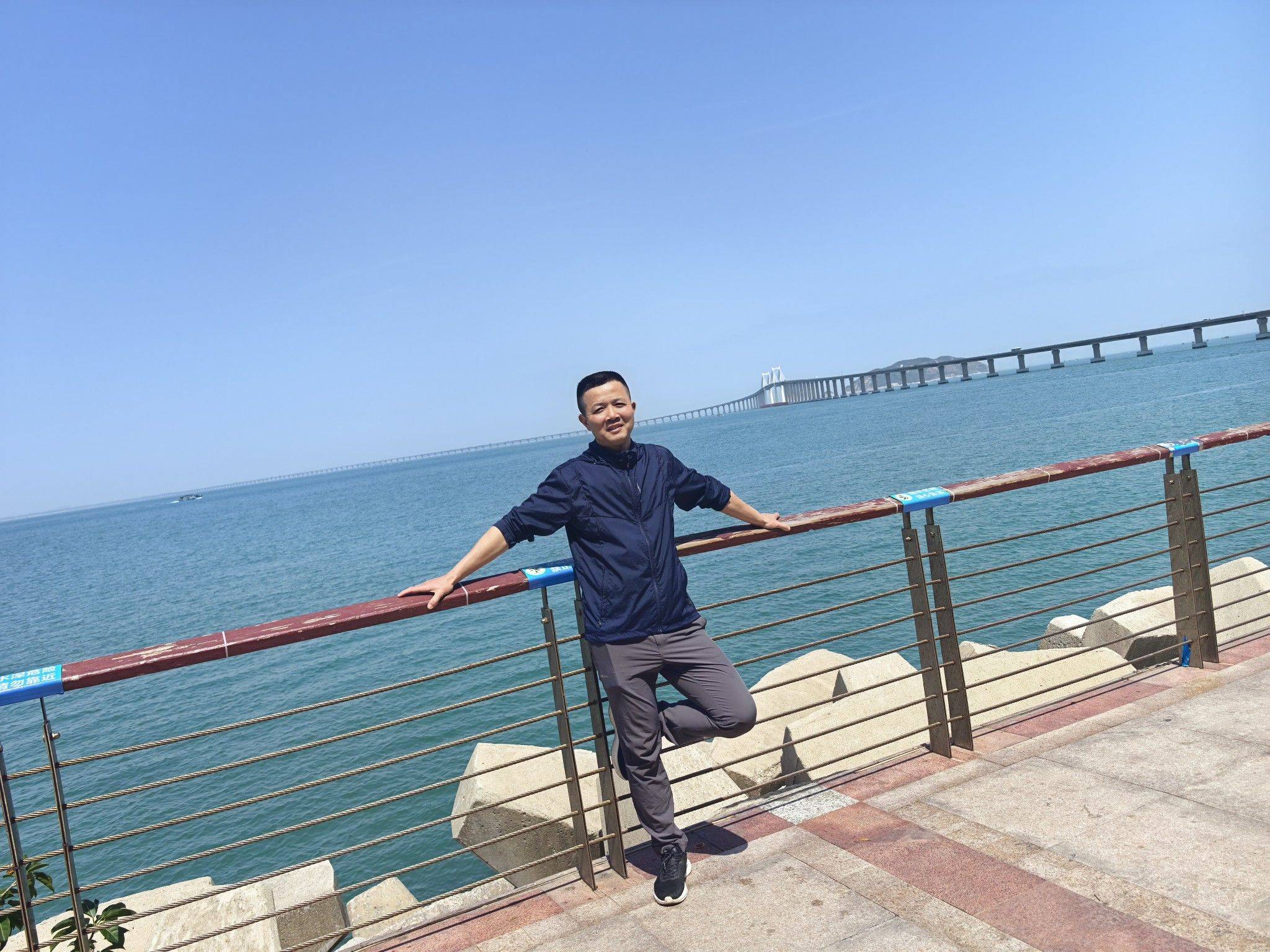 魏国华