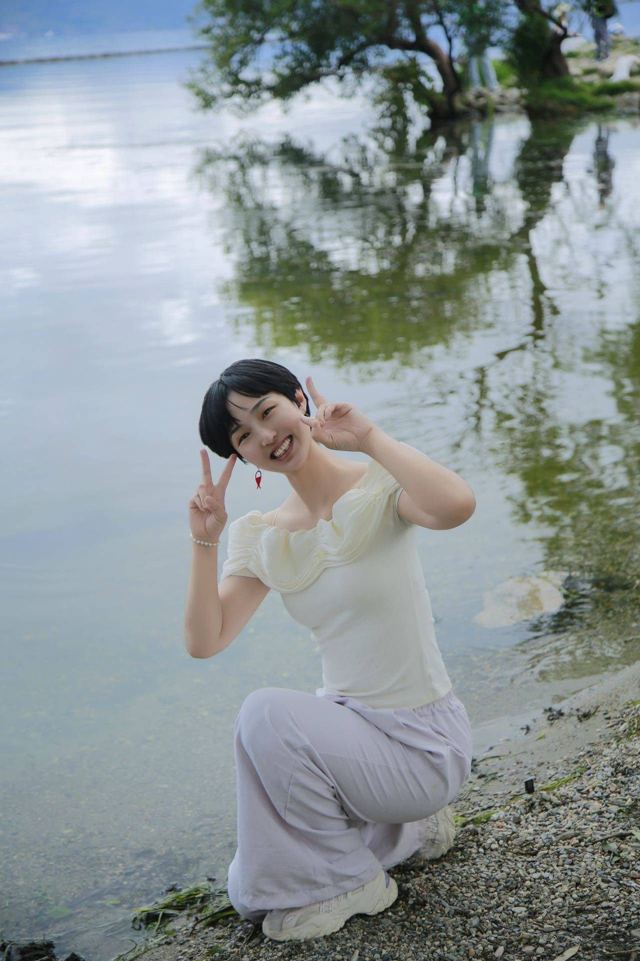 钟莹