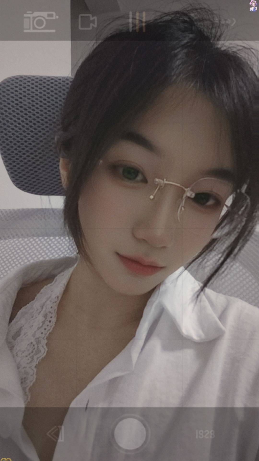 晨小