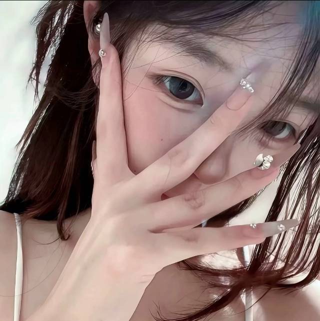 ૡ烦烦烦ᶠᵃⁿ