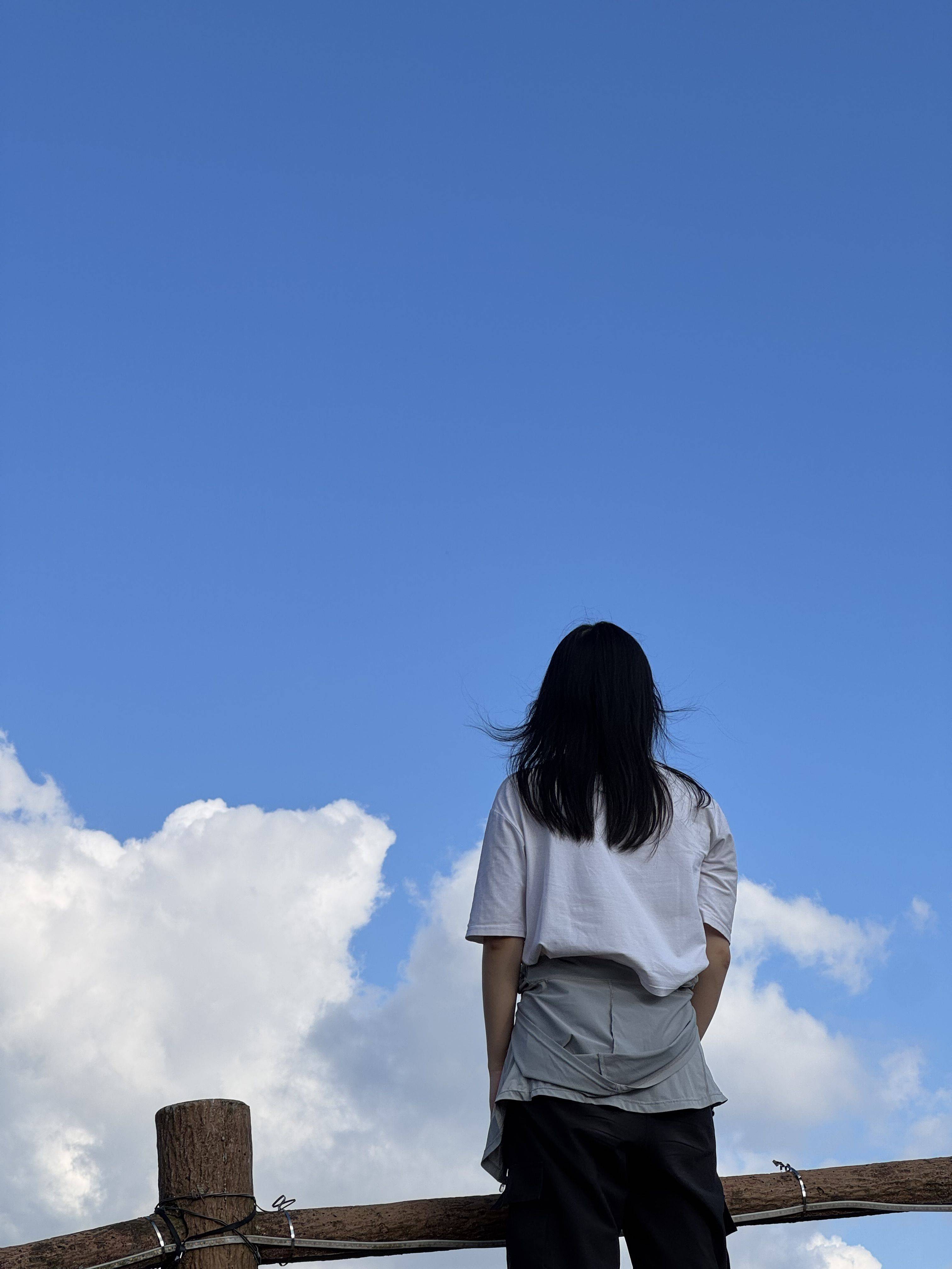 微微