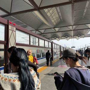 君