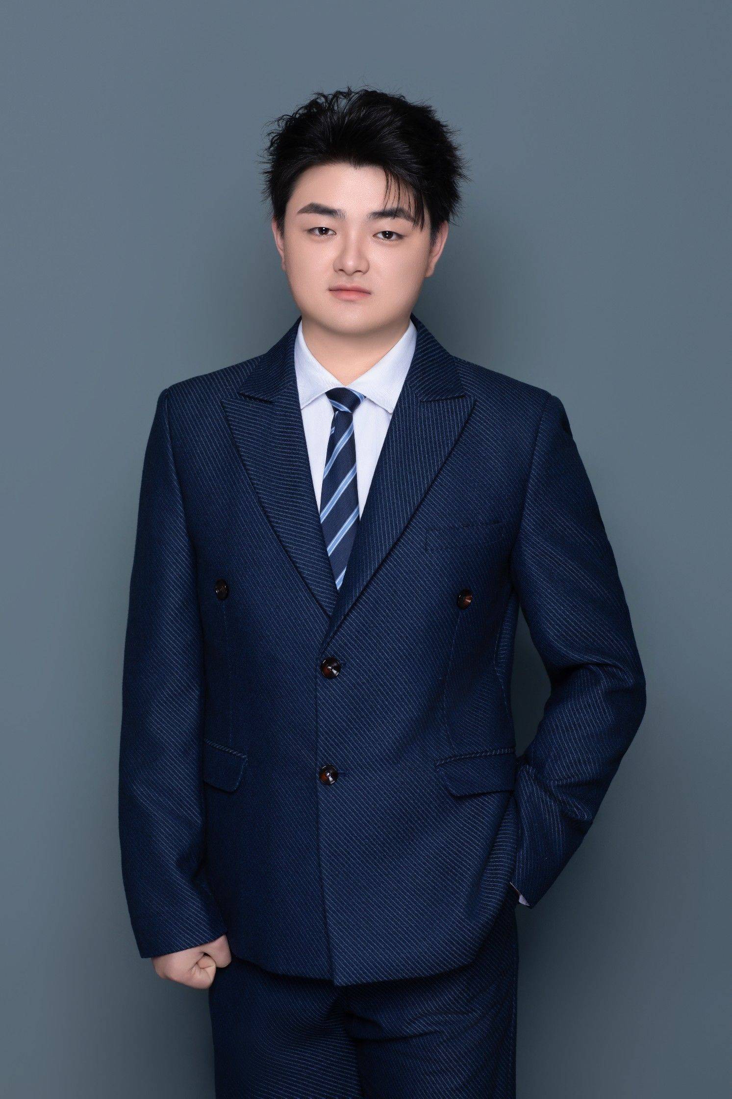 小张