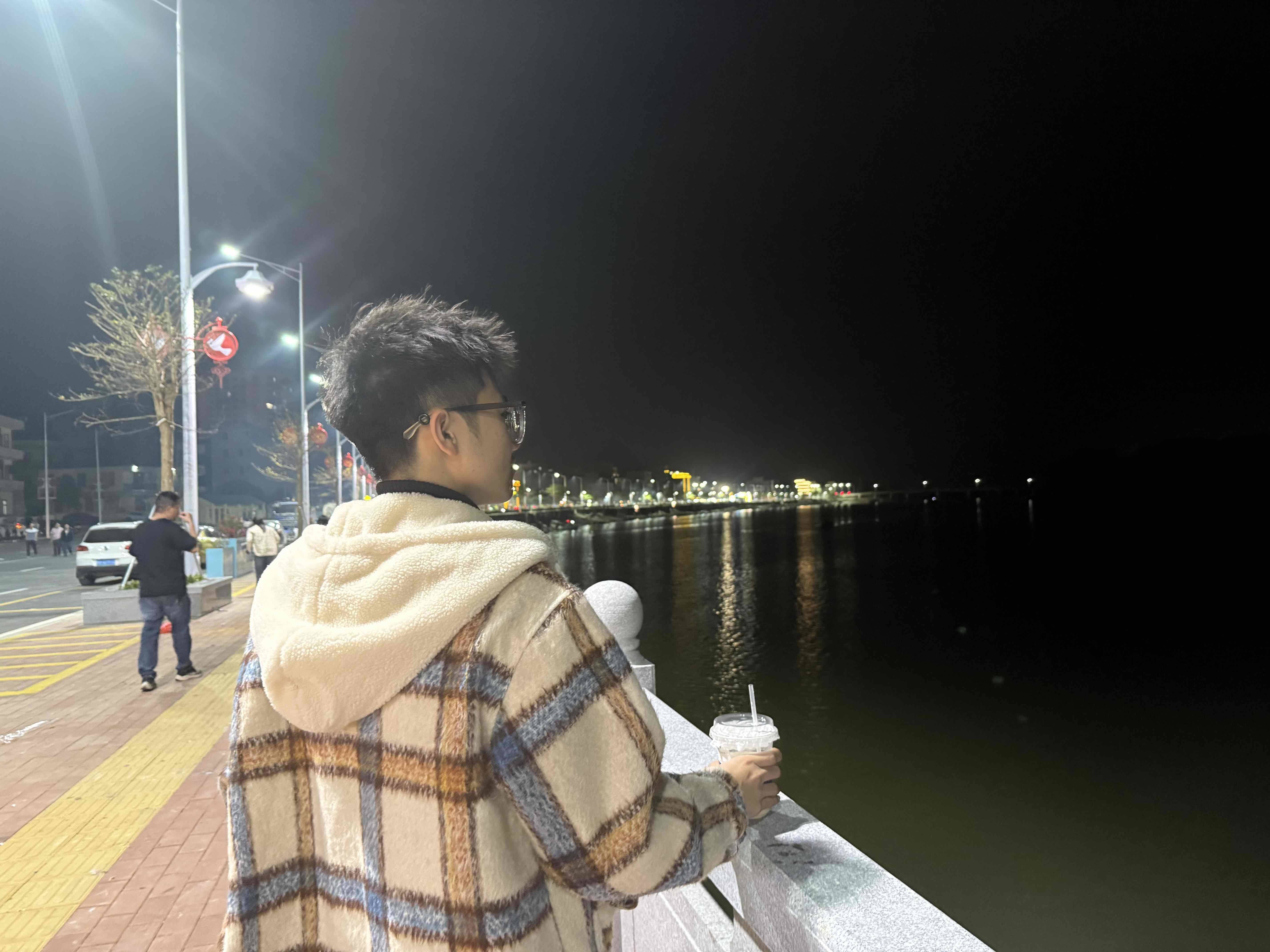 BG