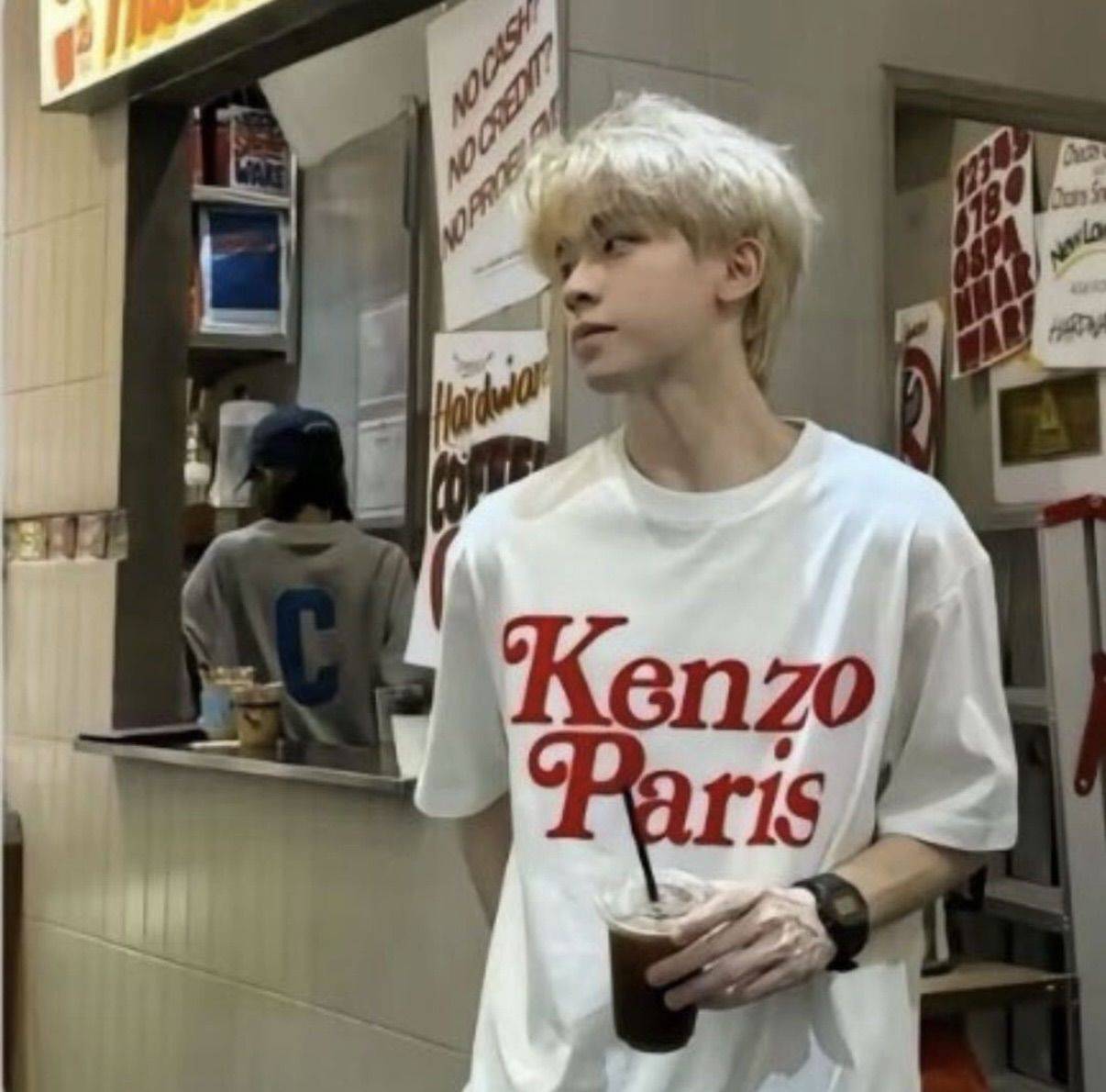 小H