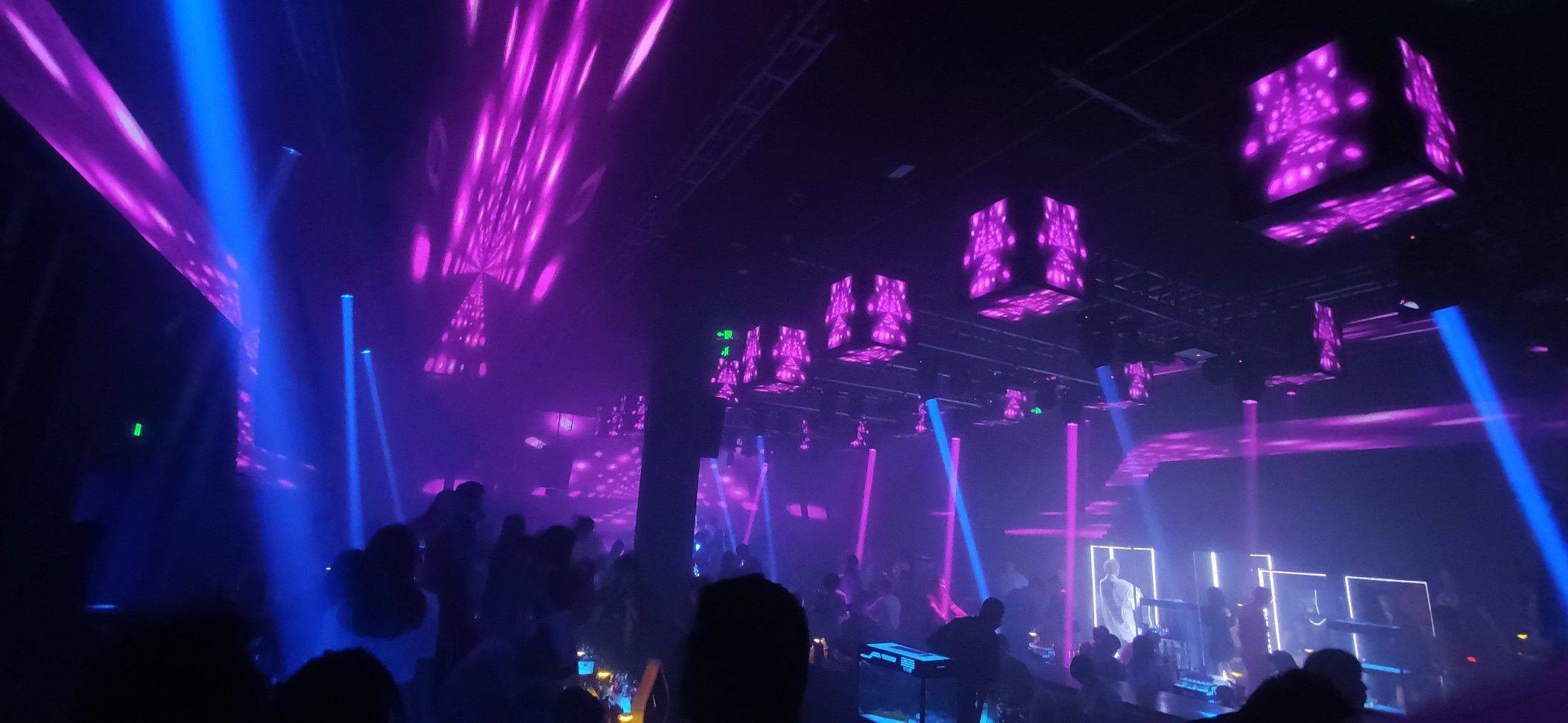 把镜头对准爱的所有