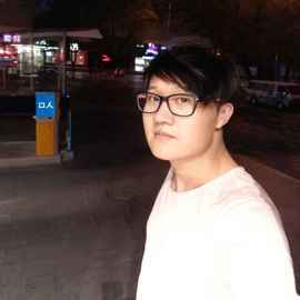 热爱漫无边际，生活自有分寸