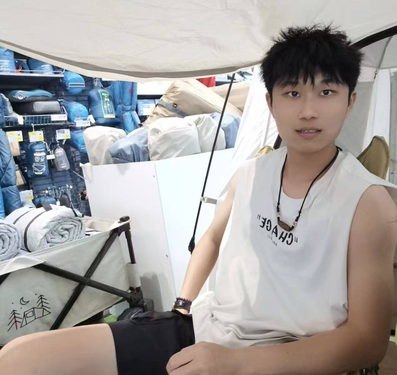 西伯利亚大尾巴狼