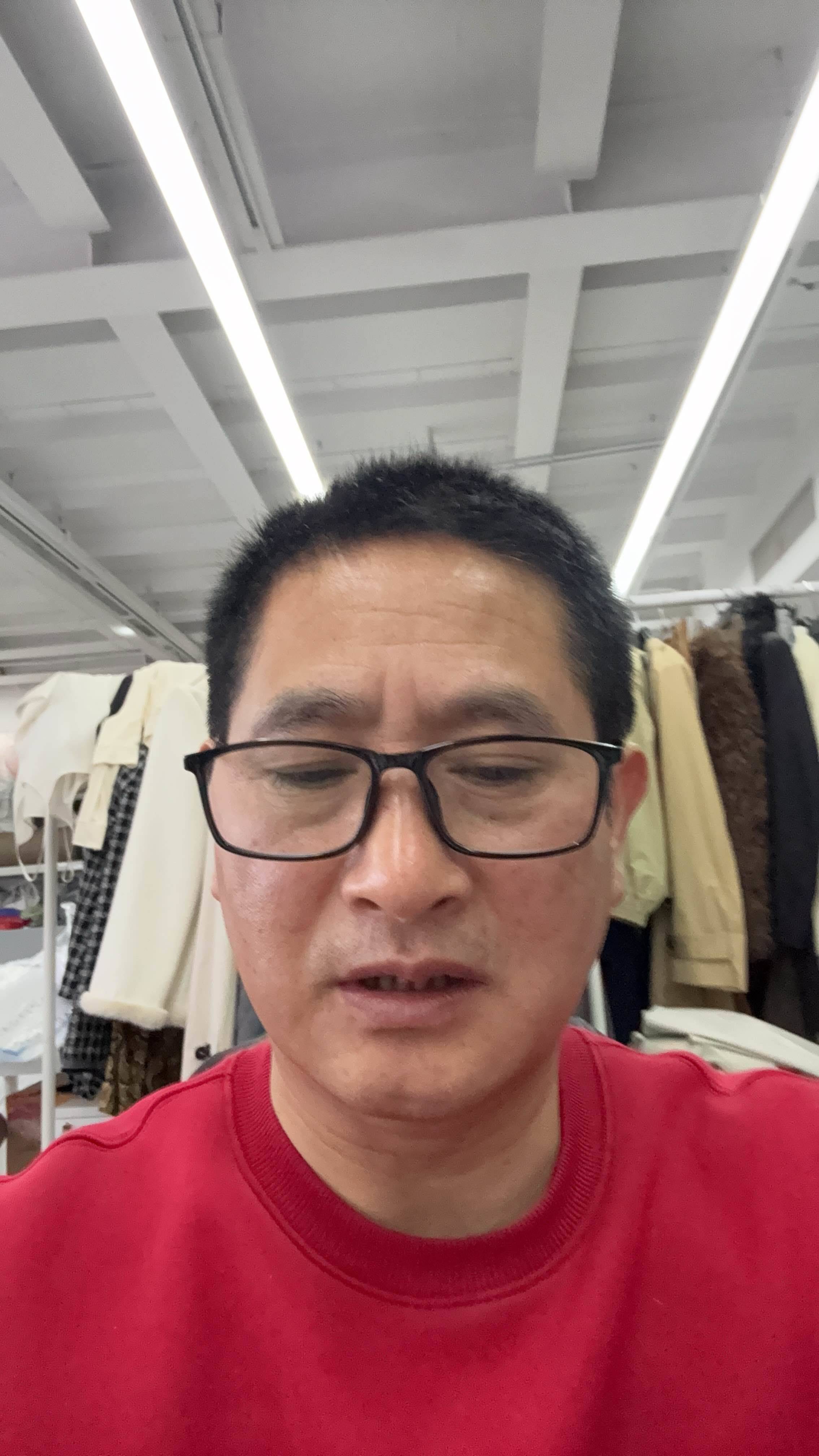 黄春