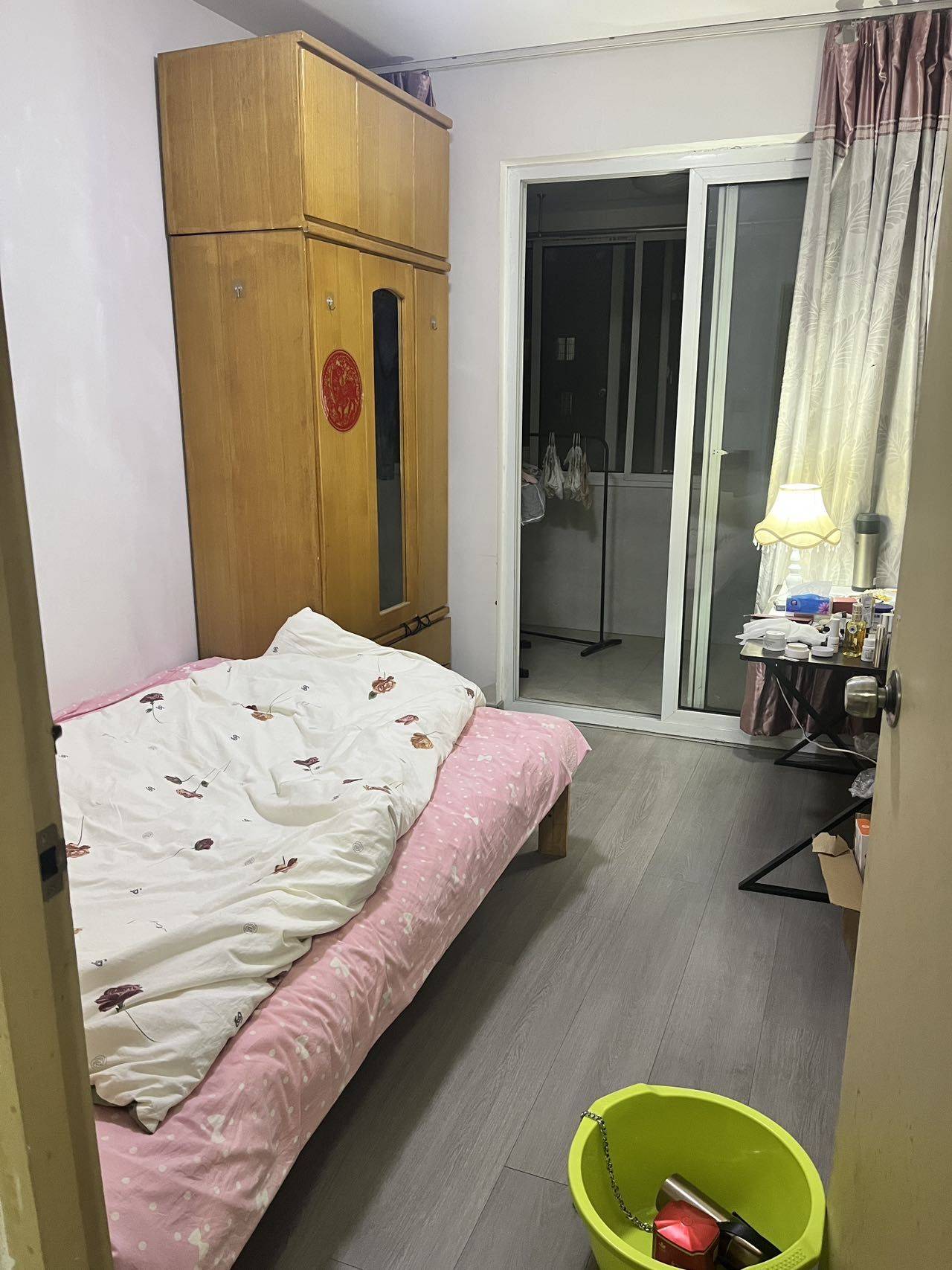 万寿花苑两室一厅合租