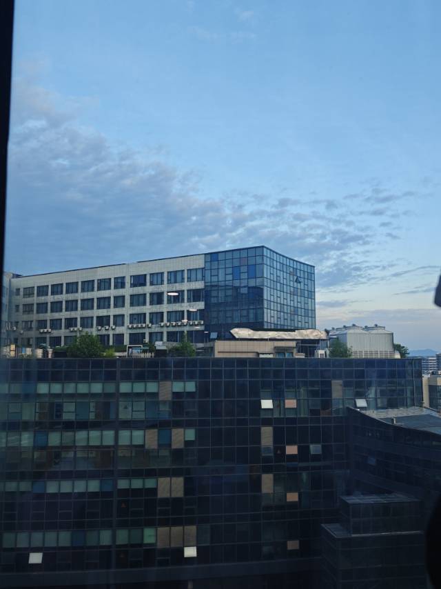 。