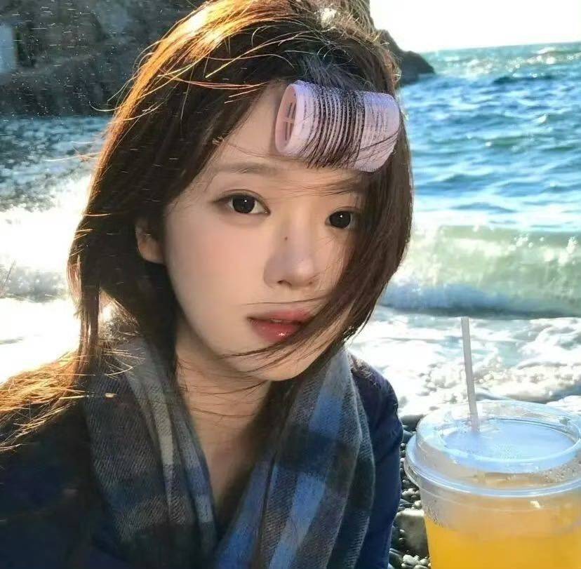 小歪 ʚ呆呆ɞ