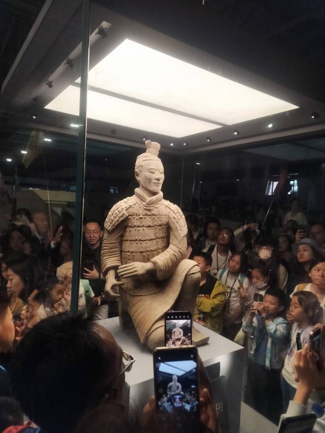 等候着你