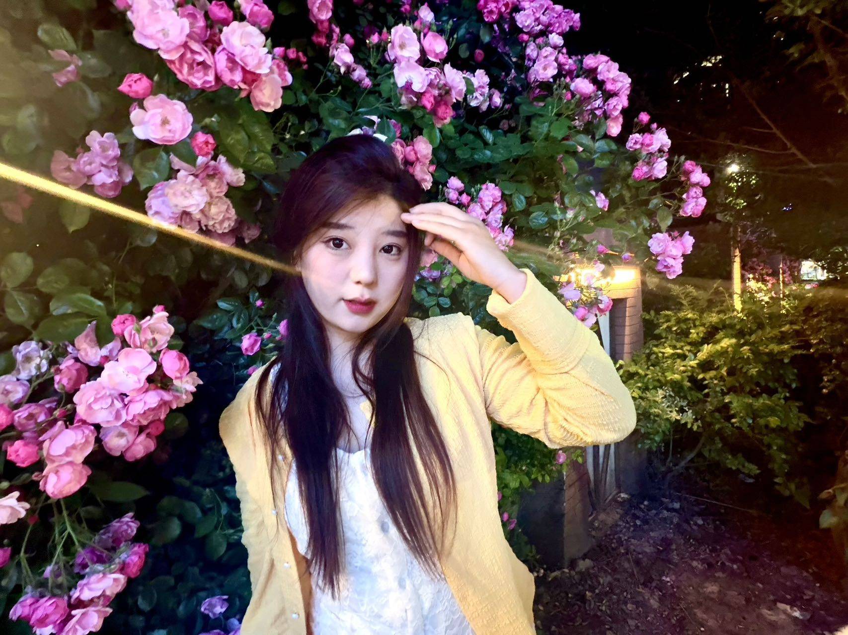 小f