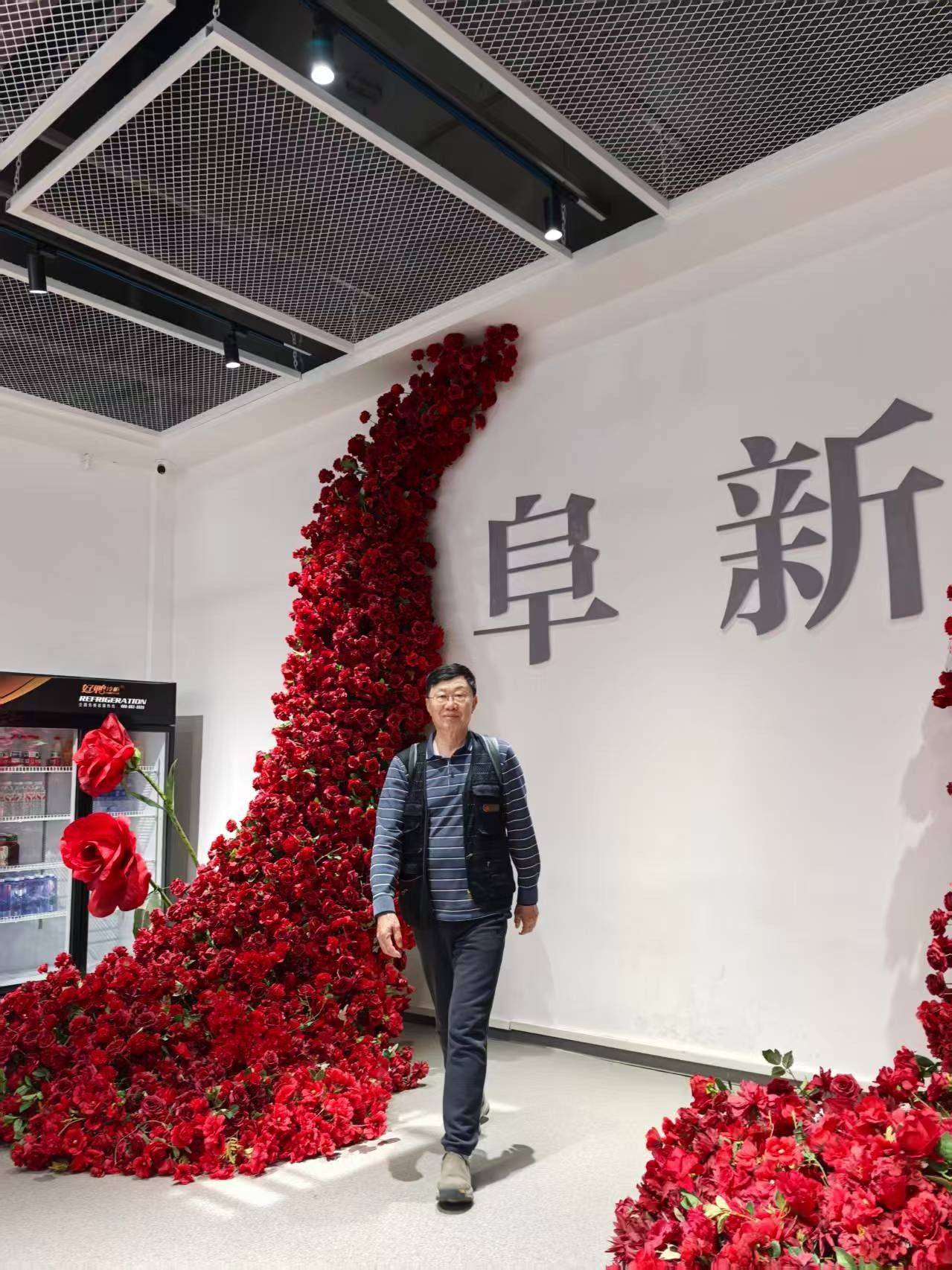 读万卷书不如行万里路