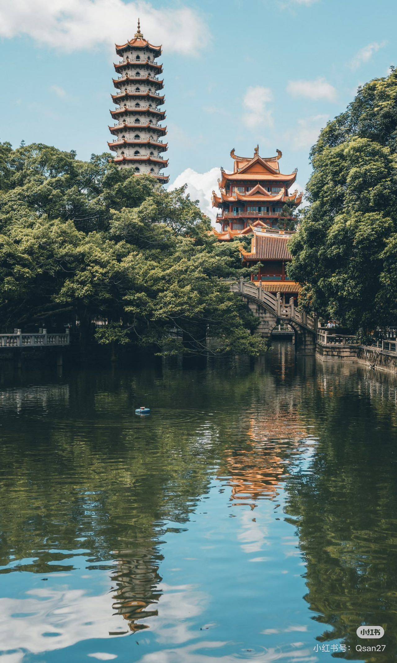 八月 🌸
