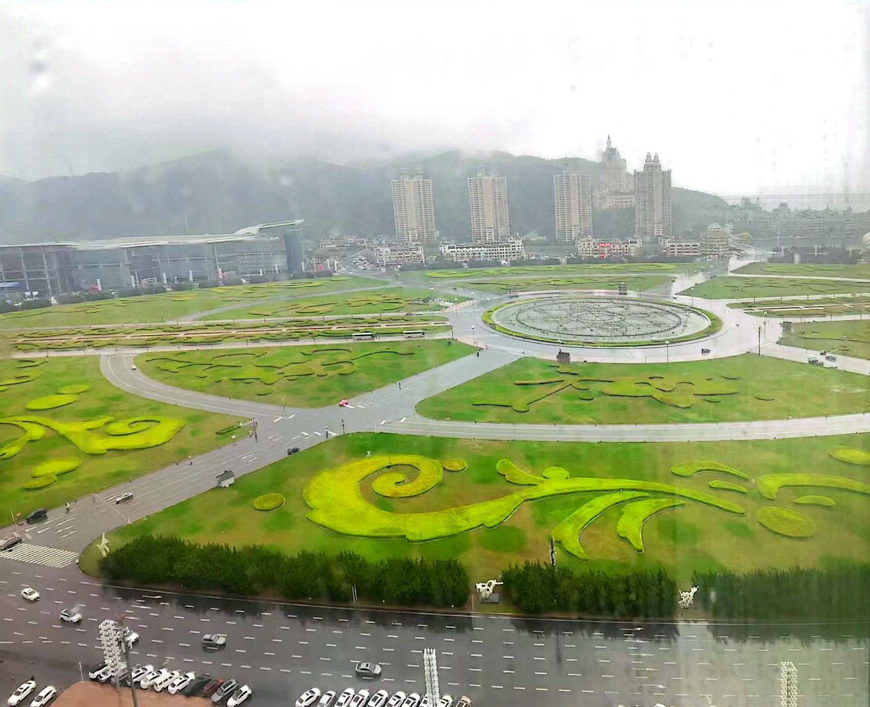 团团