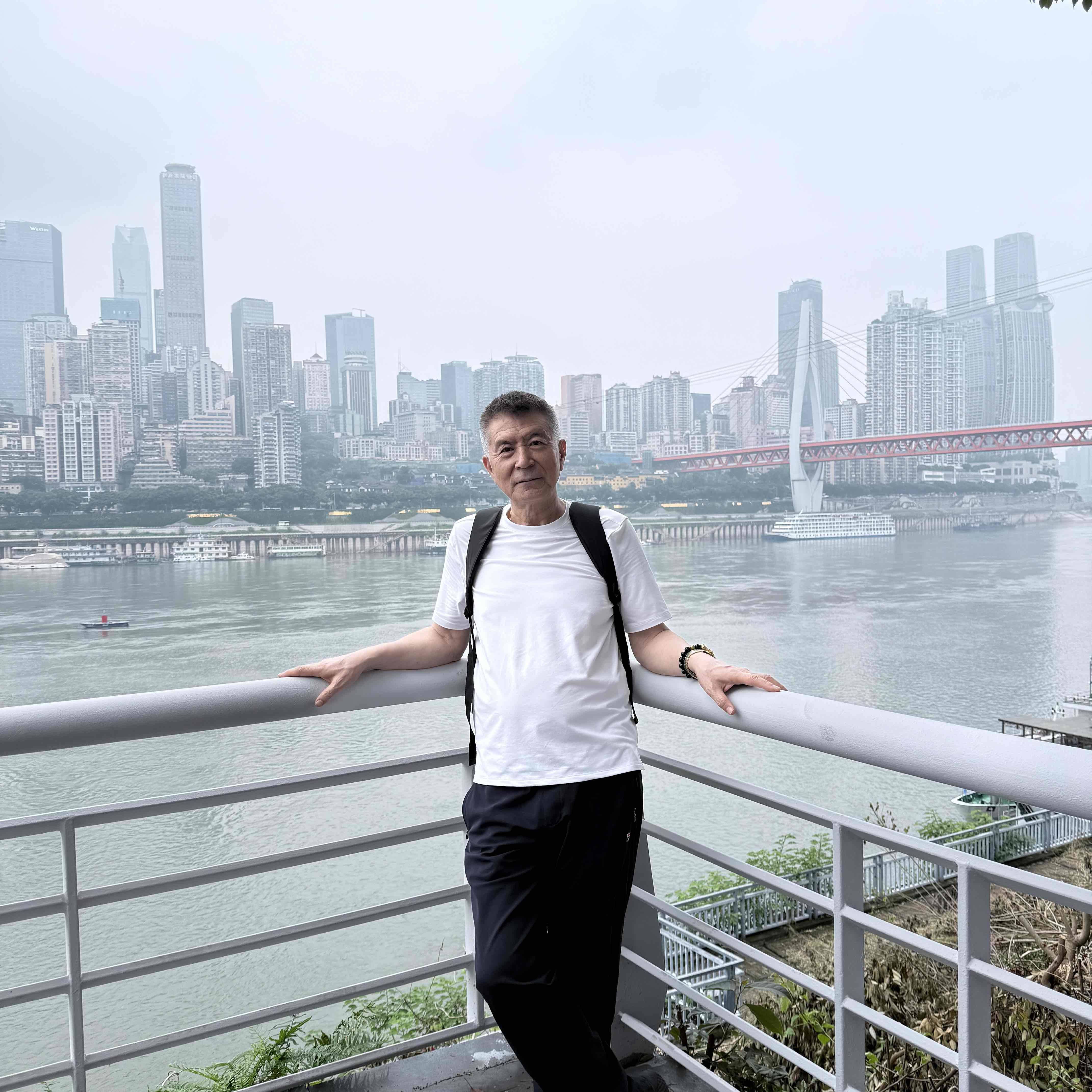 房东13983273487