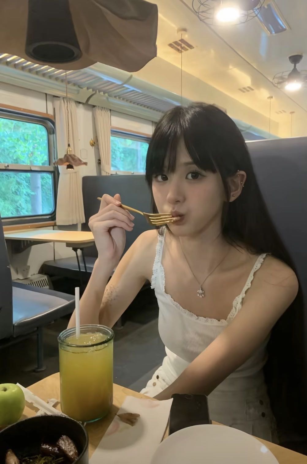 悲伤玉米排骨汤