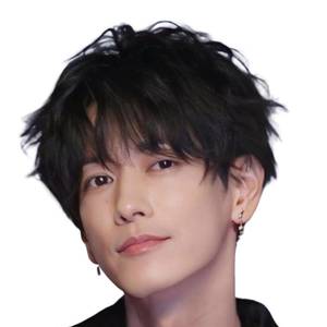 Carlo佐藤健