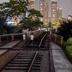 幽谷
