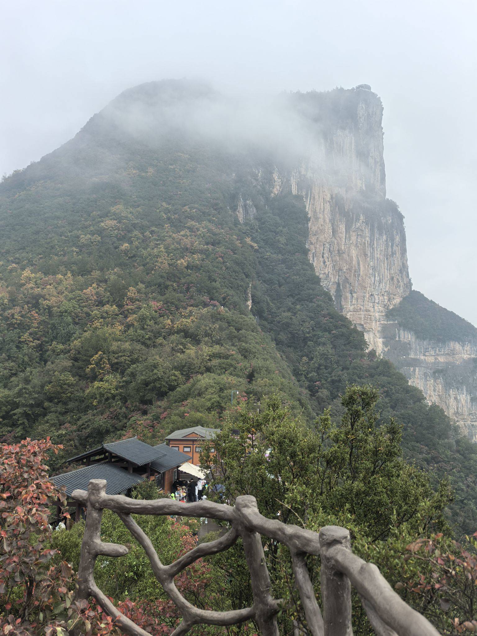 川