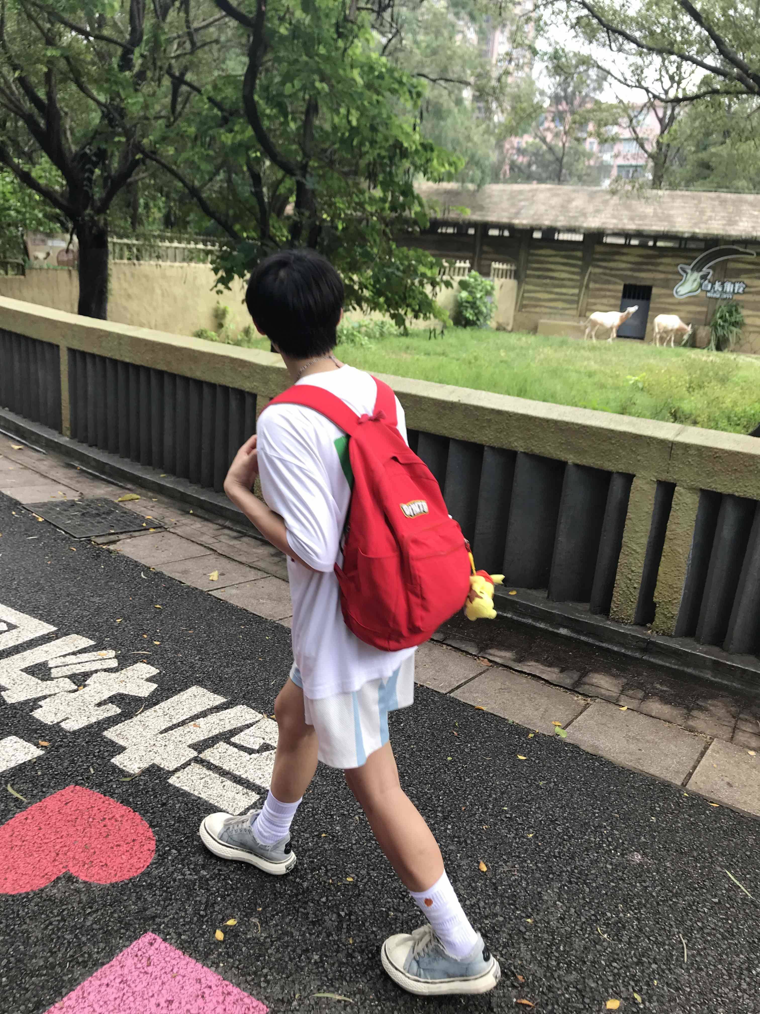 蓝梦泽