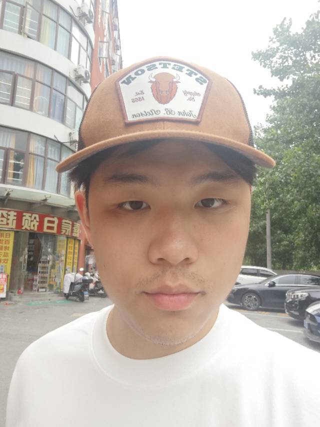 墨墨大帅哥