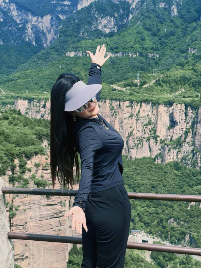 风华园125平大三室