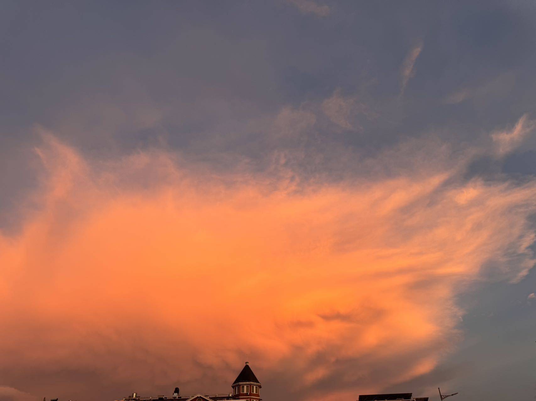 橘子味的外太空🍊