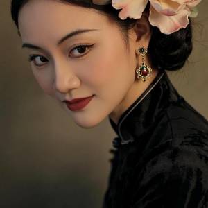 东方秋漓