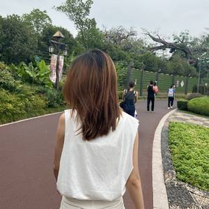 三月