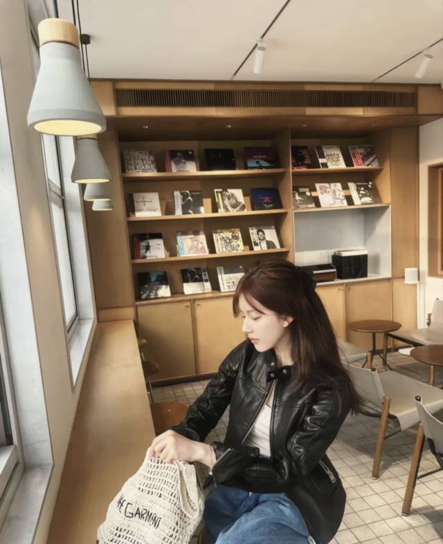 。