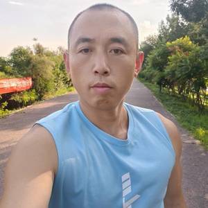 各一张样
