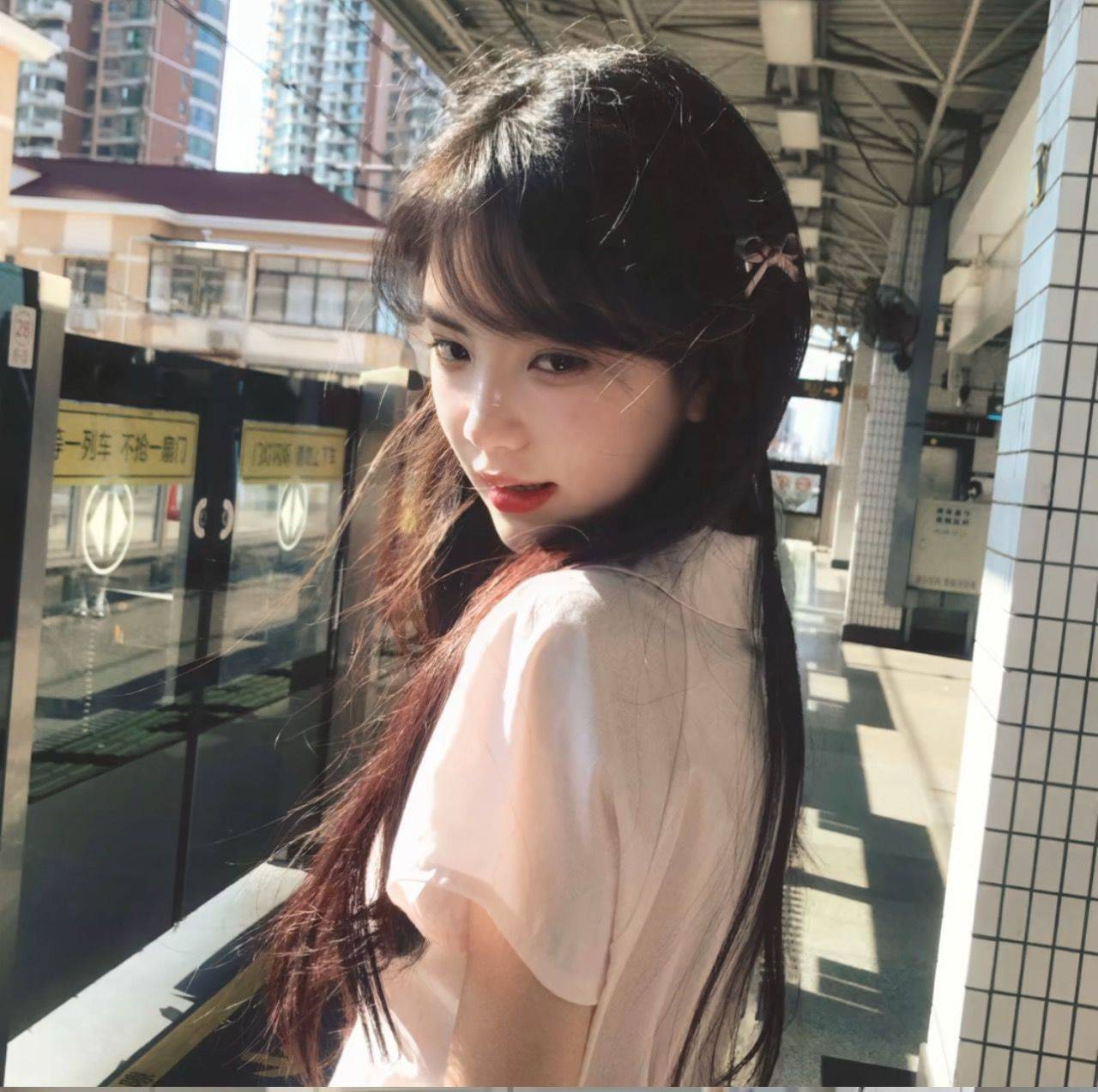 小泡莹