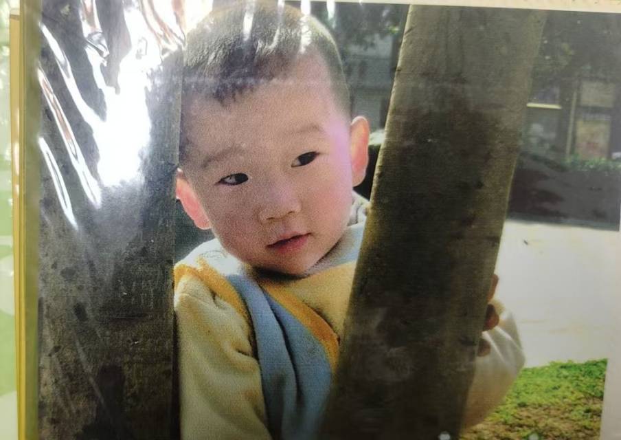 李黎